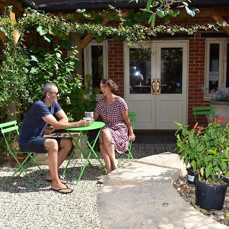 The Kingsley At Eversley エクステリア 写真