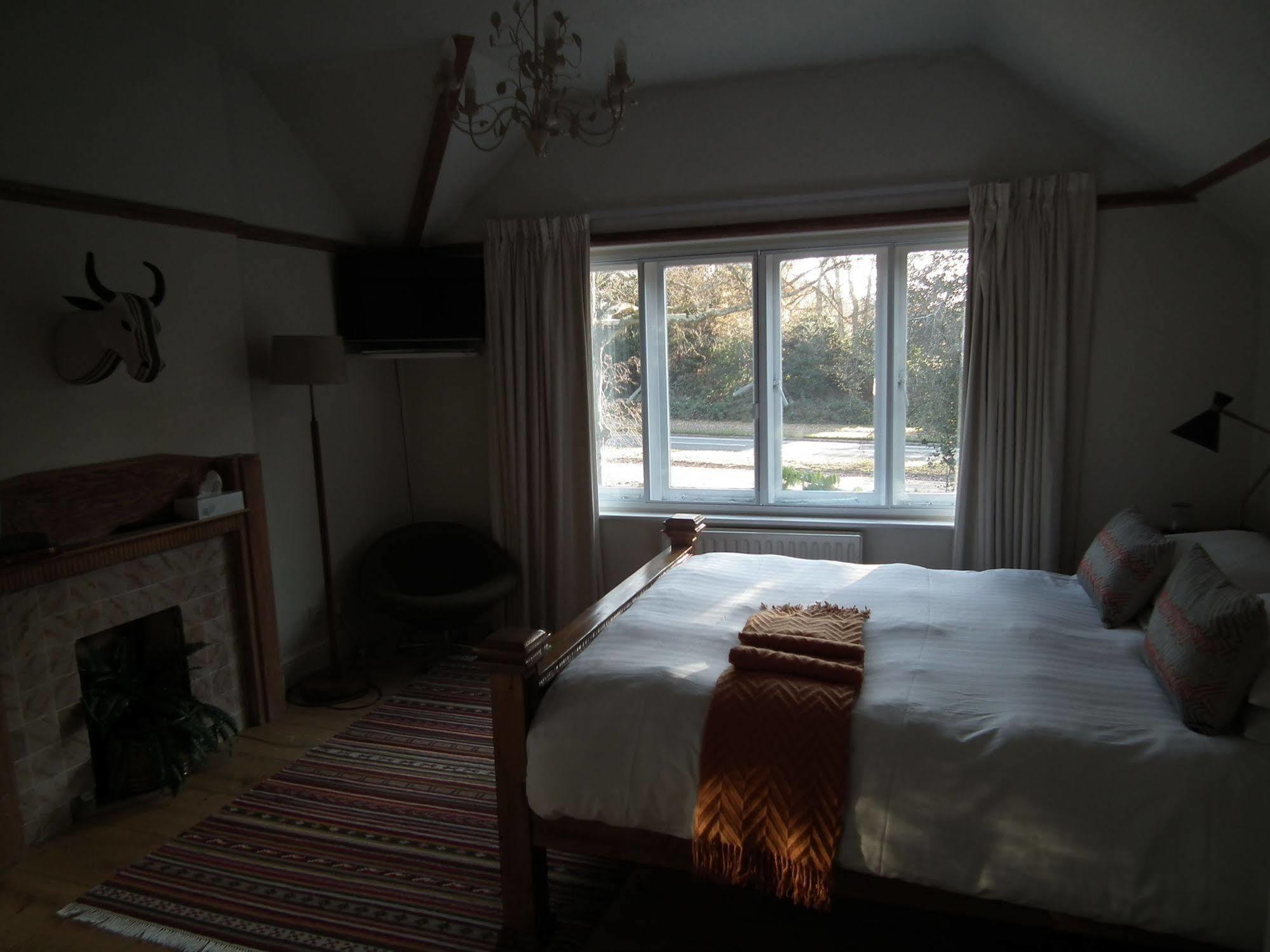 The Kingsley At Eversley エクステリア 写真